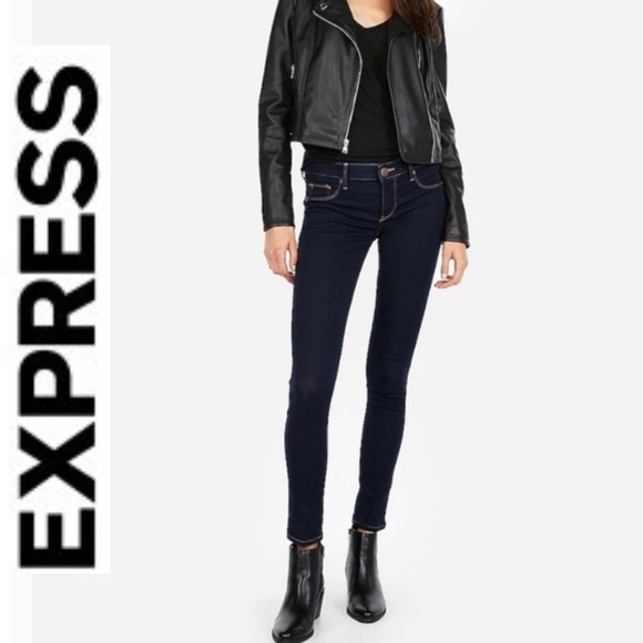 Like New Express Ultra Skinny Stella Regular Fit Low Rise Dark Wash Jeans. Sz 4